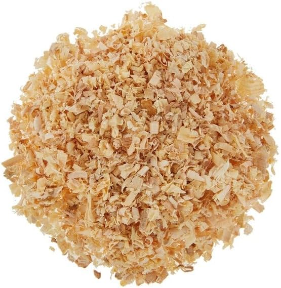 Country Heritage Premium Pine Shavings Ultra Clean Highly Absorbent Softwood Bedding for Stalls and Chicken Coops (35 LB)