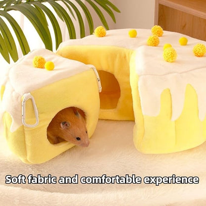ZYLARIXE Cozy Cake Hamster House - Soft Plush Hideout & Tunnel Bed for Guinea Pigs, Syrian Hamsters, and Small Animals - Adorable, Warm & Washable Hideaway for All Seasons, Perfect Cage Accessory