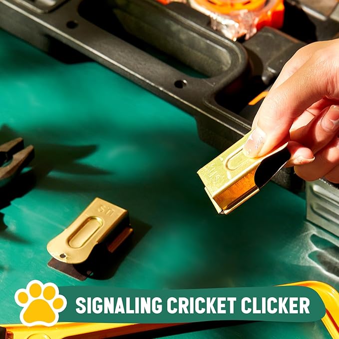 2 Pieces Brass Pet Training Clicker Signaling Cricket Clicker Metal Dog Clicker for Puppy Cats Trainer Pet Owners (Gold)