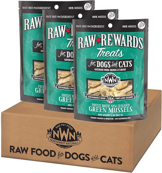 Northwest Naturals Raw Rewards Freeze-Dried Green Lipped Mussel Treats for Dogs and Cats - Bite-Sized Pieces - Healthy, 1 Ingredient, Human Grade, Natural, Proudly Made in USA, 2 Oz (Pack of 3)