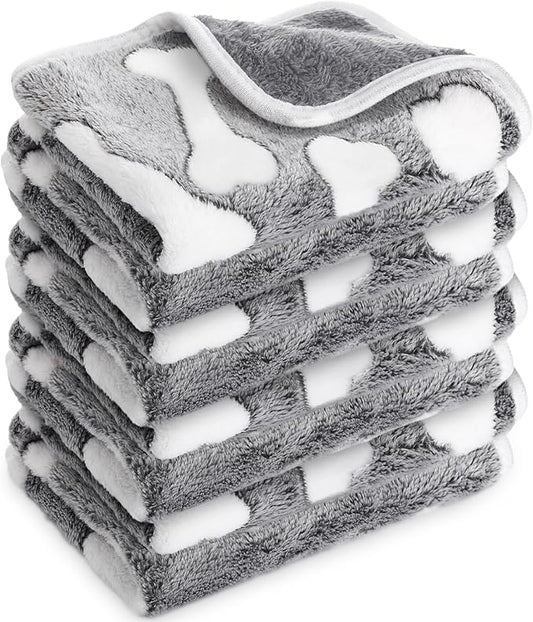 Reginary 4 Pcs Waterproof Guinea Pig Blankets Washable Small Animal Fleece Bedding Guinea Pig Cage Liners Reusable Training Pads Pet Pee Pad Sleep Mat for Hamster(Gray Bones,24 x 16 Inch)