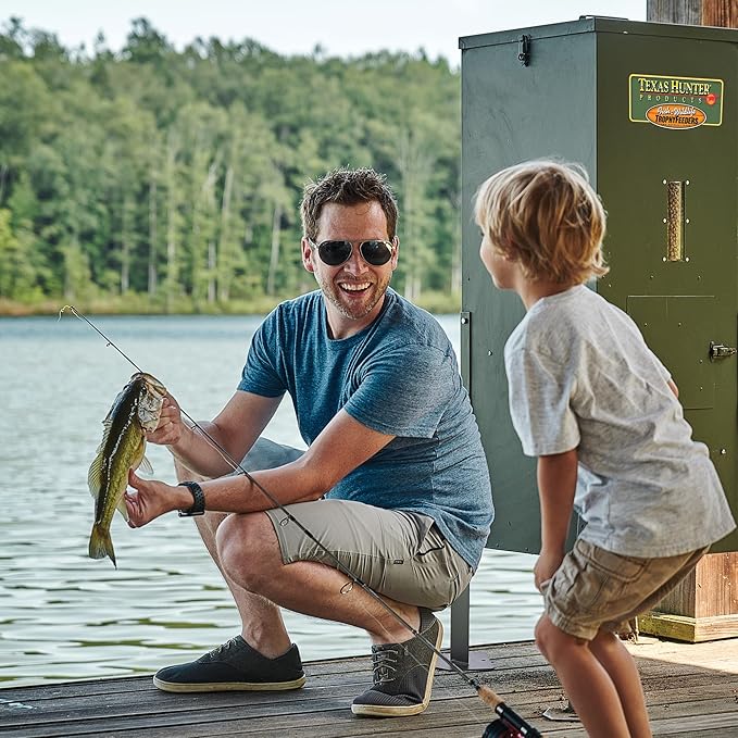 Texas Hunter Directional Fish Feeder w/Straight Legs - 70 lb. Fish Feed Capacity - Model DF125DL