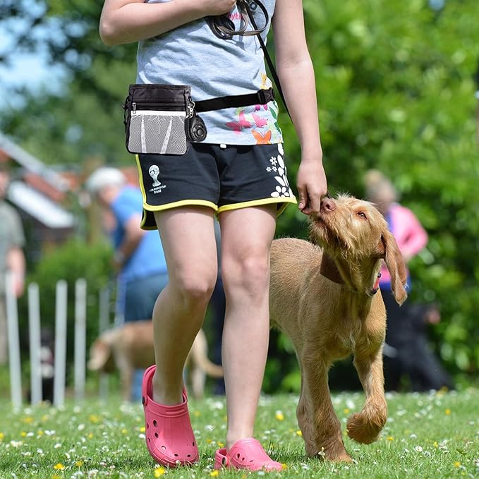 STMK Dog Treat Pouch Dog Clicker Training Kit, Dog Training Treat Pouch Dog Clicker for Training, 3 Ways to Wear Easily Carries Treat Pouches for Pet Training (Black and Pink)