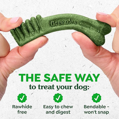 Greenies Veterinarian-Recommended Adult Natural Dental Dog Treats Regular Size, Original Flavor, (4) 18 ct Packs (72 Treats Total)